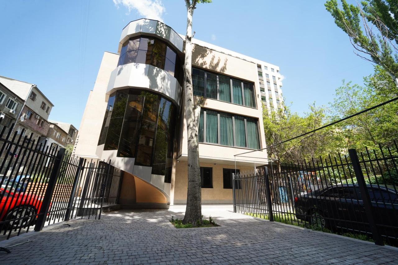 B&M Hotel Yerevan Ngoại thất bức ảnh