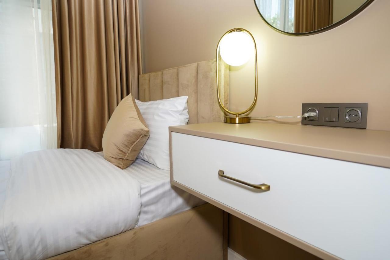 B&M Hotel Yerevan Ngoại thất bức ảnh